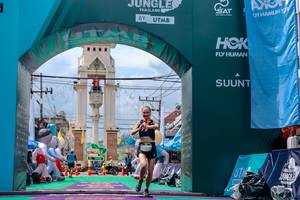 BIB: 
                            <button type="button" onclick="openModal(24868768)" class="btn btn-primary btn-sm float-right btn-popup" data-toggle="modal" data-target=".modal-high-quality">
                        <i class="fas fa-shopping-cart"></i> Add to Cart
                    </button>
                                            <button type="button" onclick="isThisMe(24868768, true)" class="btn btn-success btn-sm float-right btn-popup btn-isme hidden" data-toggle="tooltip" data-placement="bottom" title="นี่คือรูปของคุณใช่ไหม คลิกที่นี่เพื่อเอาเข้าอัลบั้ม">
                        <i class="fas fa-plus"></i> Add to album
                    </button>
                    <button type="button" onclick="isThisMe(24868768, false)" class="btn btn-warning btn-sm float-right btn-popup btn-isnotme hidden">
                        <i class="fas fa-ban"></i> Remove from album
                    </button>